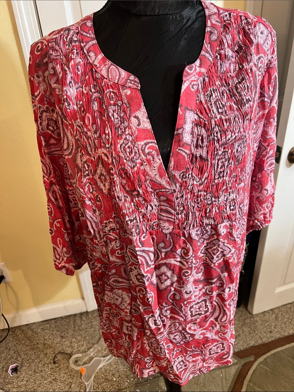 Como Vintage Red Paisley Smocked V-Neck Tunic